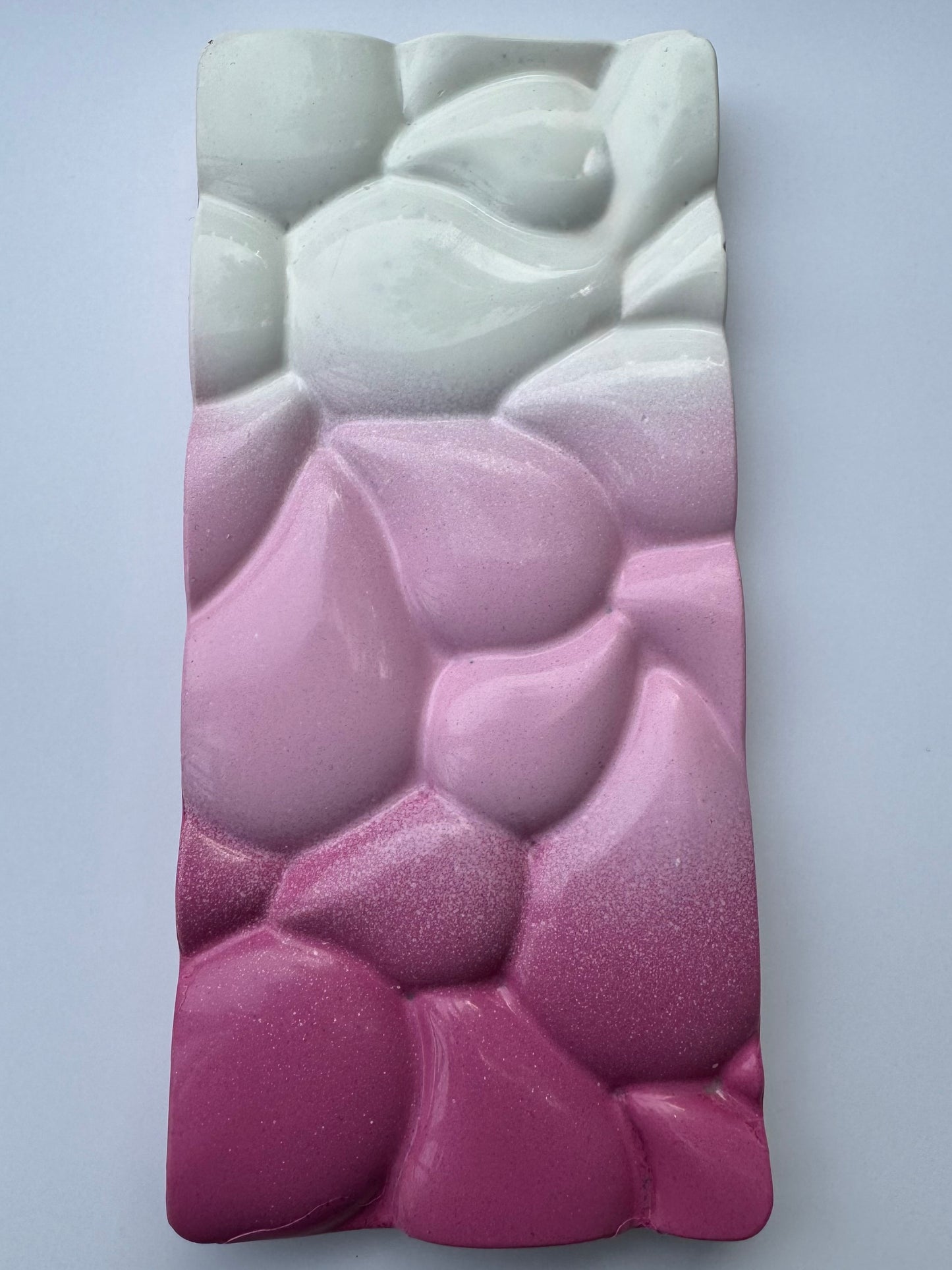 Summer Strawberry Chocolate Bar - Filia Tres Chocolates