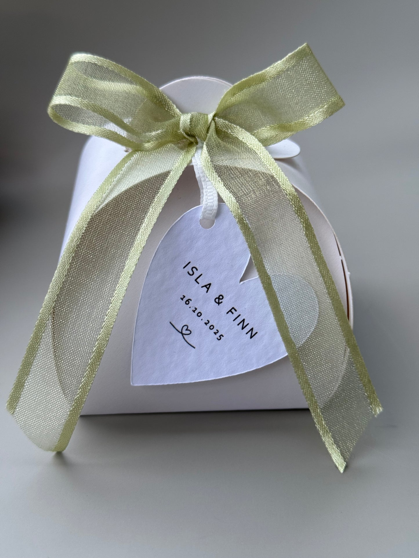 Mairi favour box - Filia Tres Chocolates