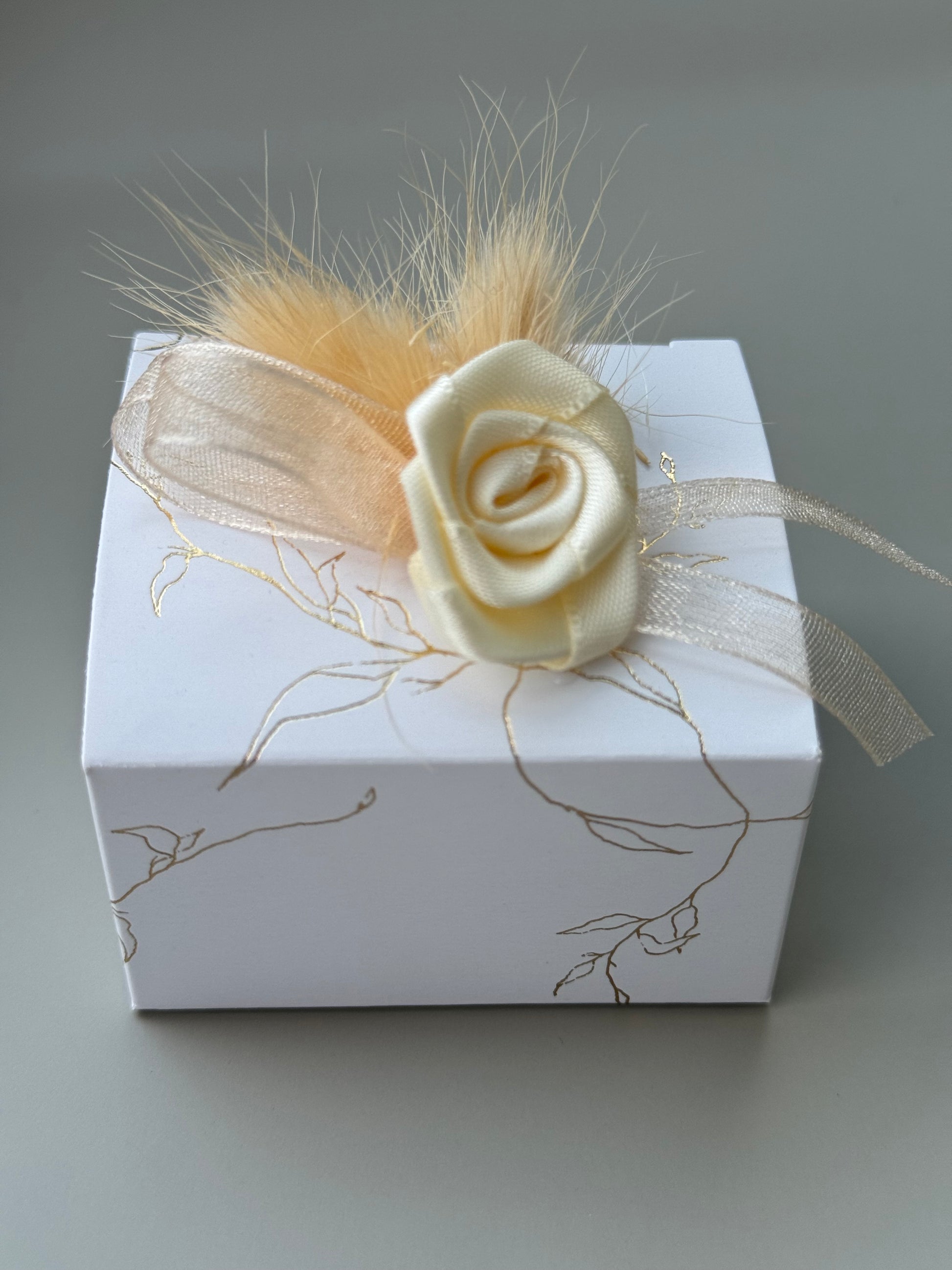 Eilidh favour box - Filia Tres Chocolates