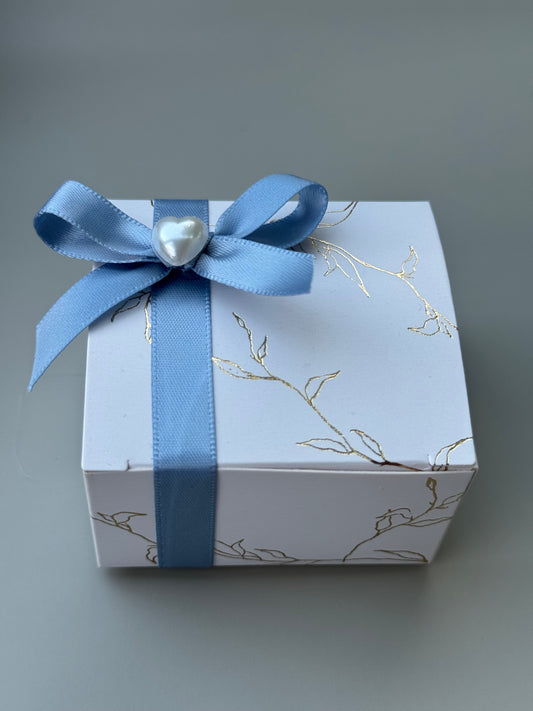 Elsie favour box - Filia Tres Chocolates